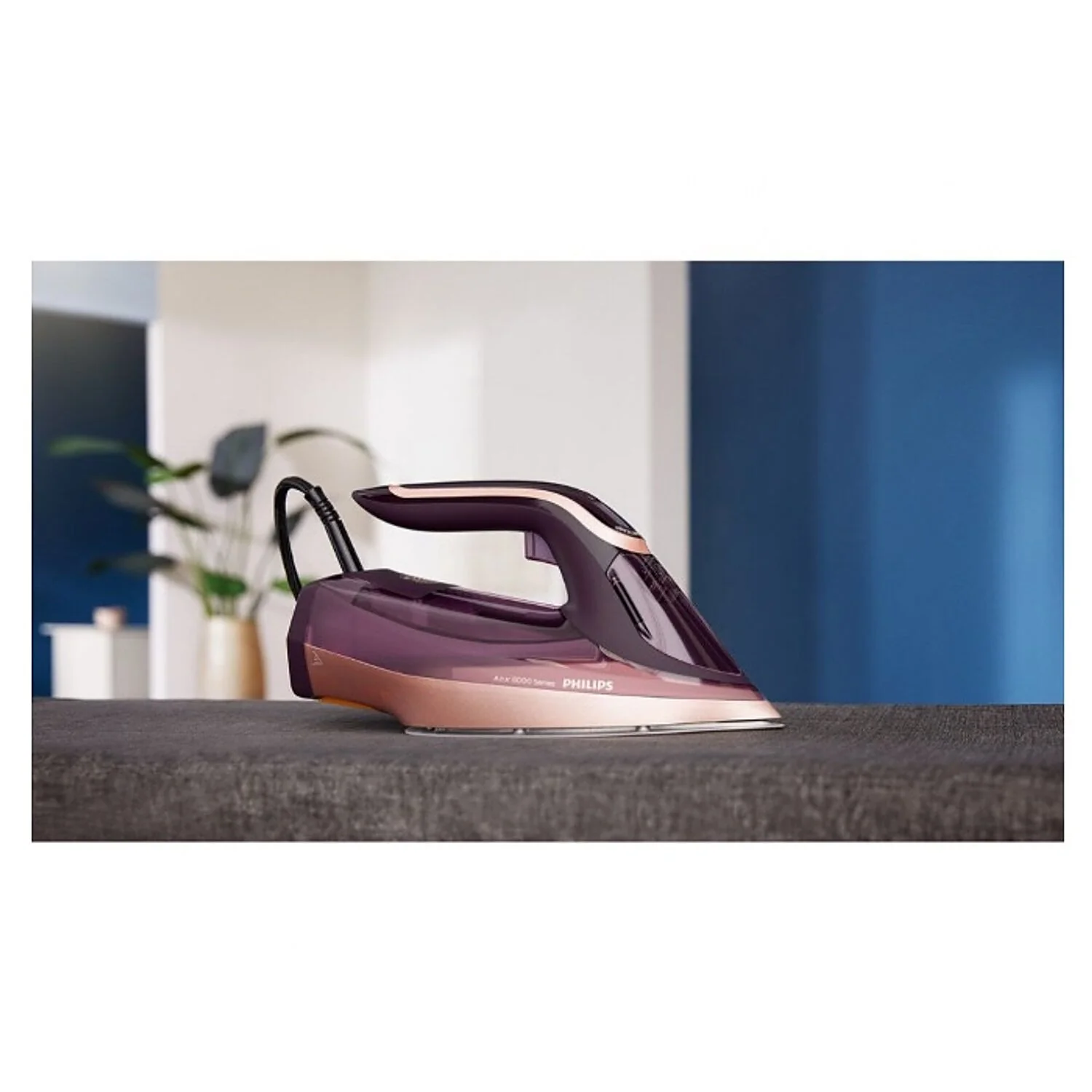 Philips Steam Iron 3000W with Intelligent Steam - DST8040/30 - Image 4